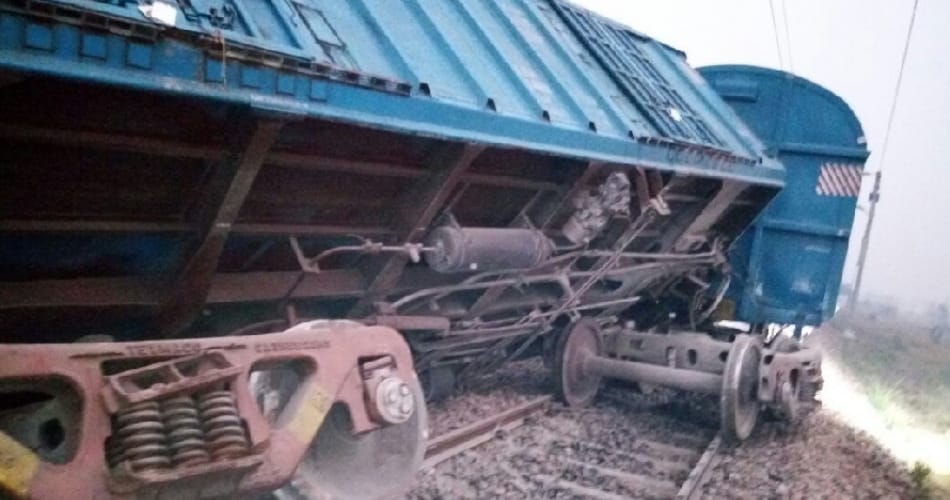 goods train derail in rohtak of haryana, trains route affected and many trains cancelled