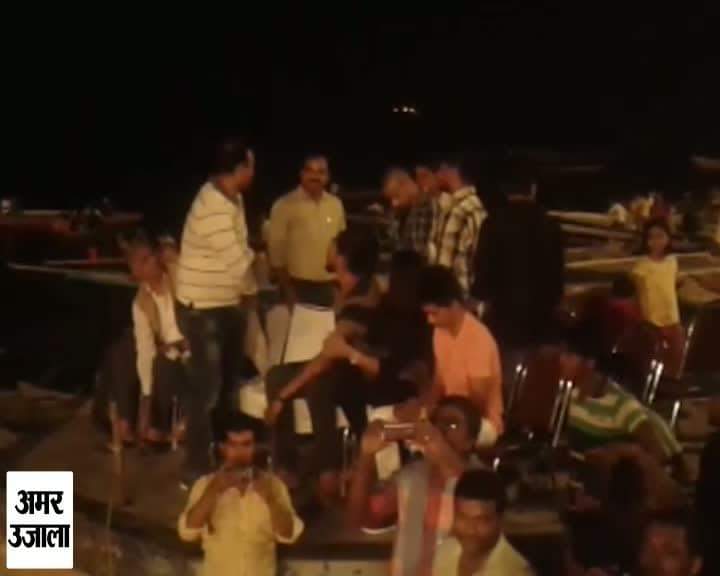 इशांत शर्मा पहुंचे वाराणसी