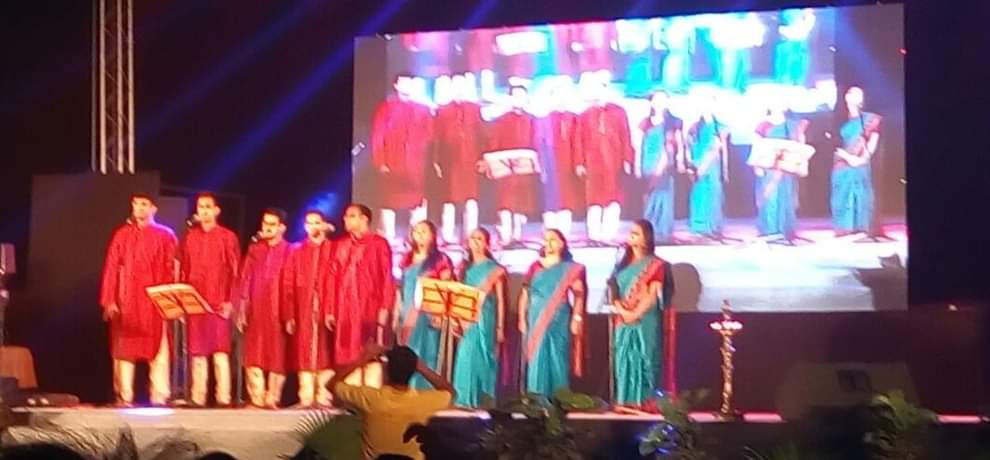 maha arti at yamuna ghat delhi, cm kejriwal announces 5 kilometer river front on yamuna