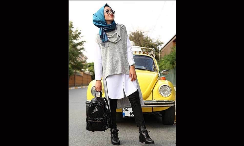 Hijab-wearing Muslim model is new internet sensation