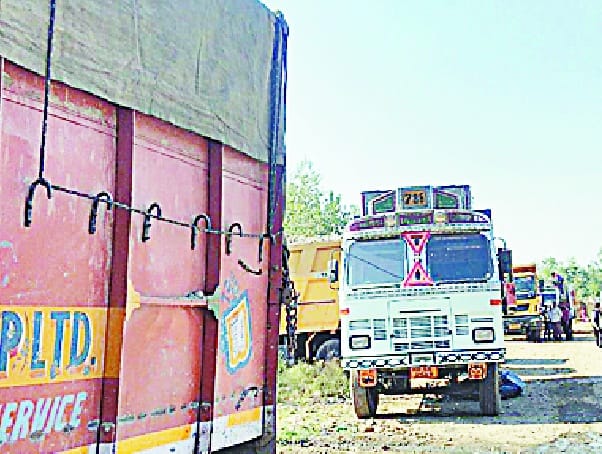 Content-packed vehicle to stop mining in Uttarakhand