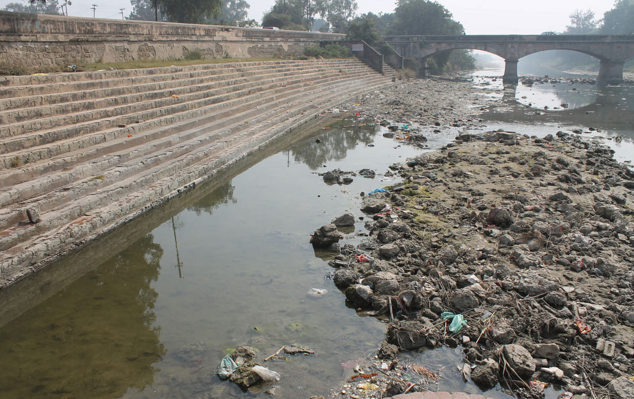 How anhydrous celebrate Chhath