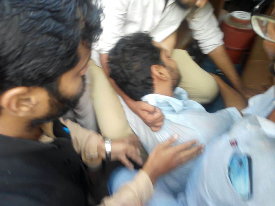 police brutally beats protesters in lucknow