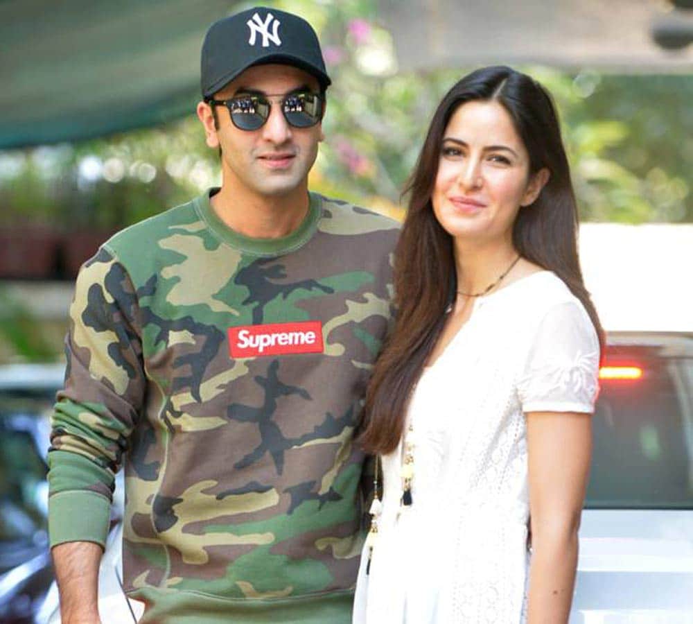 katrina kaif celebrates advance bithday with ranbir kapoor during the promotion of jagga jasoos
