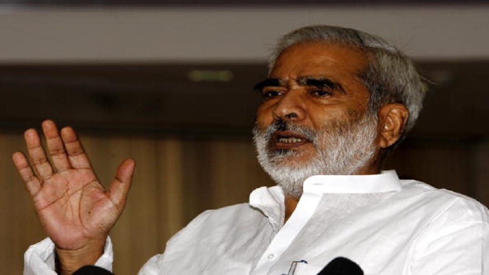 rjd leader raghuvansh prasad singh attack on cm nitish kumar