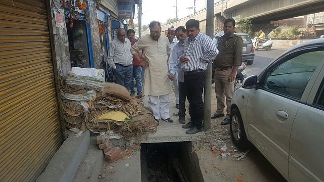 Even-handedness in sewer