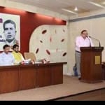 बेनजीर अंसार आल इंडिया वेलफेयर सोसाइटी की संगोष्ठी में बोलते मोहम्मद वजीर अंसारी।