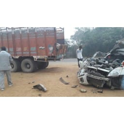 car accedent, foure,daed, jind