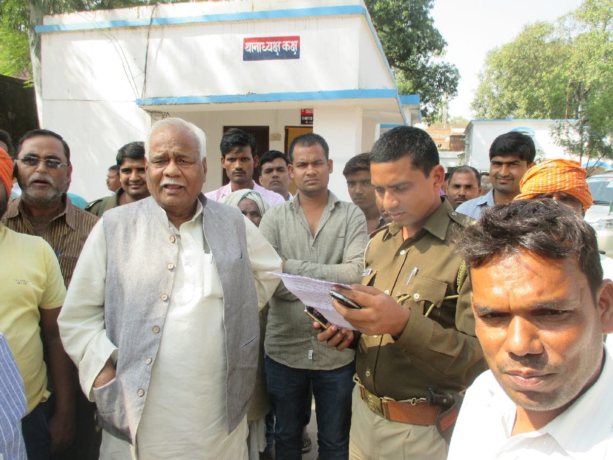 BJP MLA supporters surrounded the police station