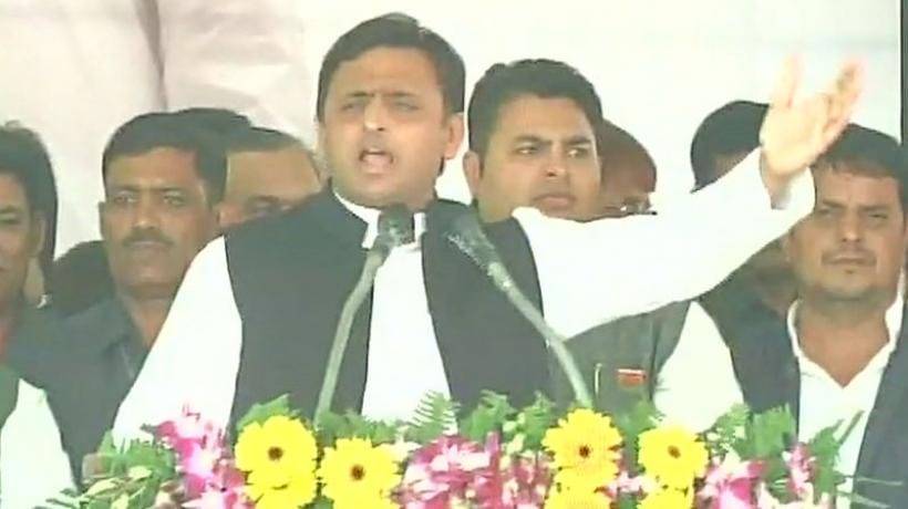 samajwadi rath yatra reach unnav. akhilesh fires on oppositions  