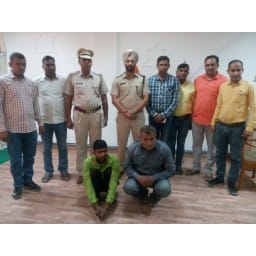 smake cought in Jhajjar, 50 Lacs, two arrest with canter, Jhajjar