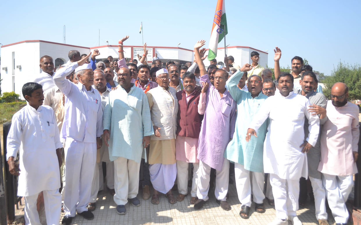 Congress workers have petitioned DM