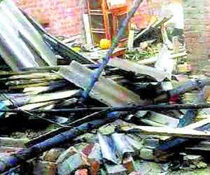 Gas cylinder exploded in the house, three injured