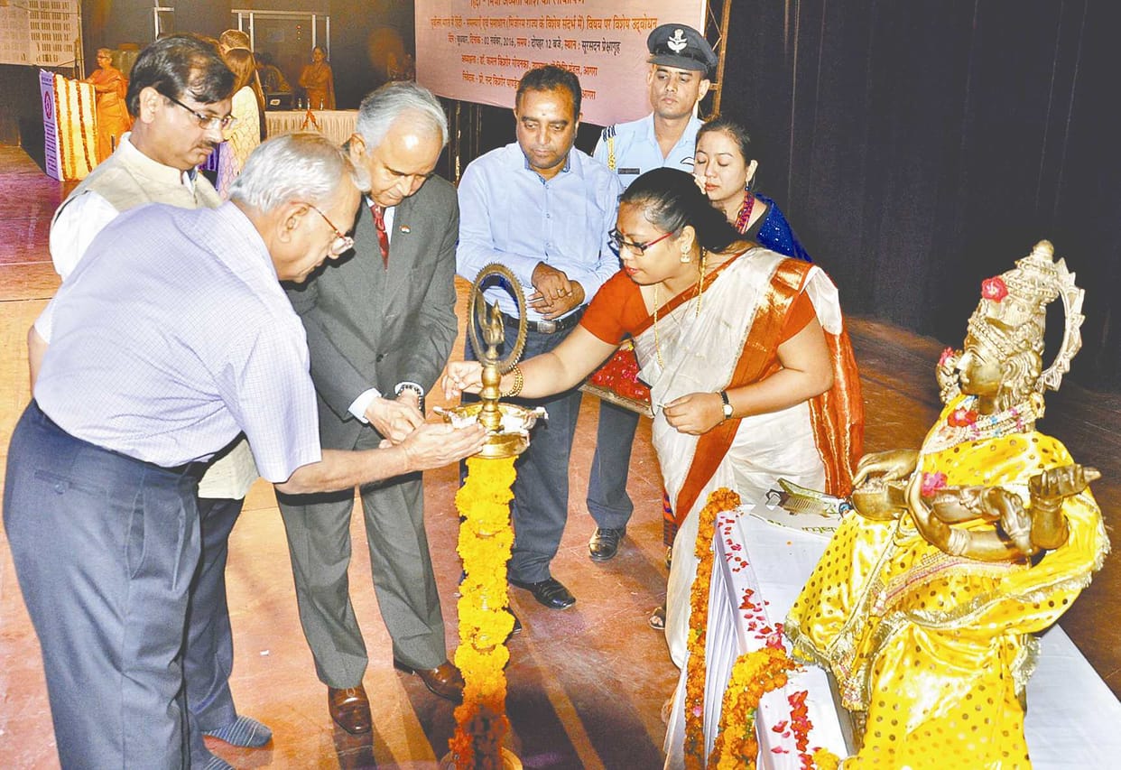 China's increasing trend towards people Hindi: nirbhay Sharma