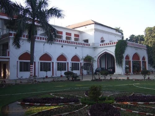 haunted place in uttar pradesh lucknow
