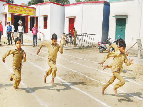Block-level sports competition between chaos