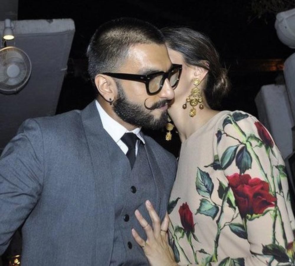 Deepika Padukone comment on Ranveer Singh picture goes viral but deletes it soon 