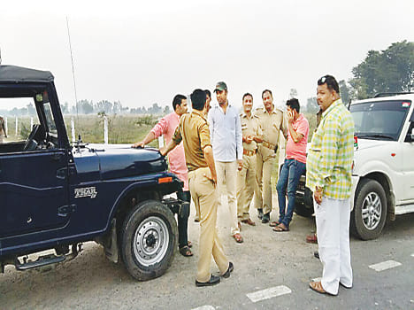 The frantic police firing by miscreants