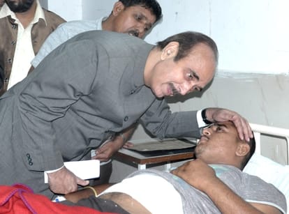 congress will raise the issue of border villagers in winter session of parliament