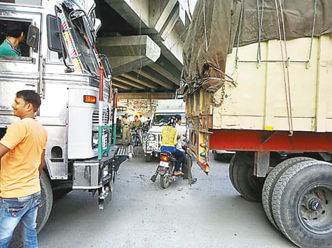 SP's Rath Yatra was jammed in the Bhognipur
