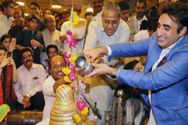 PPP chairman Bilawal celebrates Diwali 