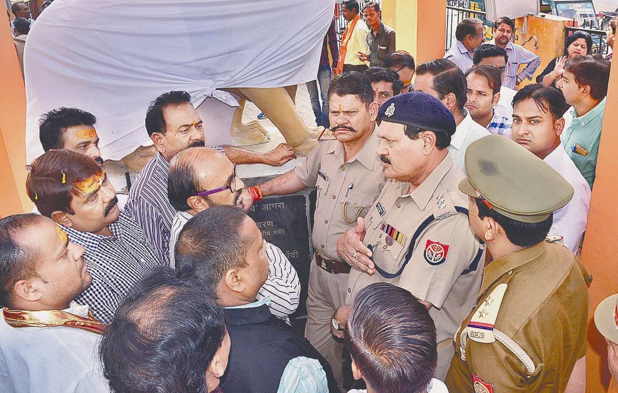 When the statue of Bharat Mata fractured organically
