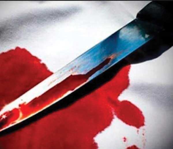 woman killed with knives in kanpur