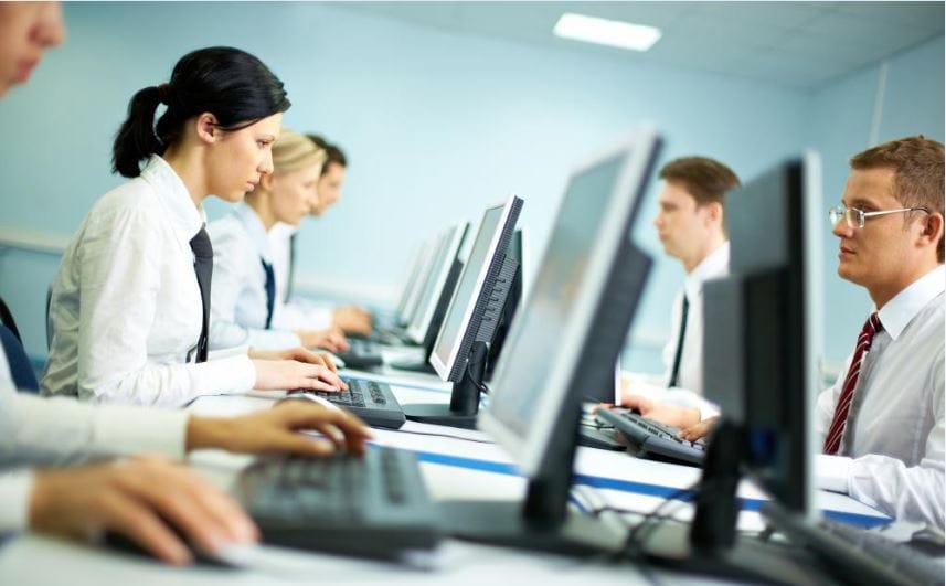 2000 jobs in employment fair