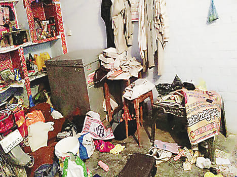 theft in chowkidar room