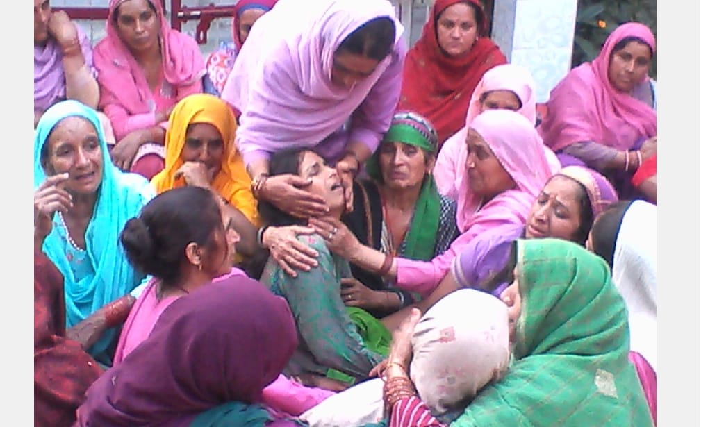 Hamirpur Student Suicide case, Burned Student died at Tanda.