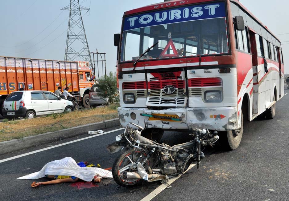 stonepelting after mama bhanja death by truck