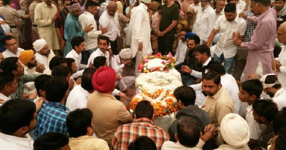 punjabi singer manmeet alishera funeral in sangrur, was burnt alive in brisbane of australia