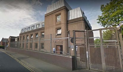 4 years boy set himself fire after her mother left him alone at home for shopping