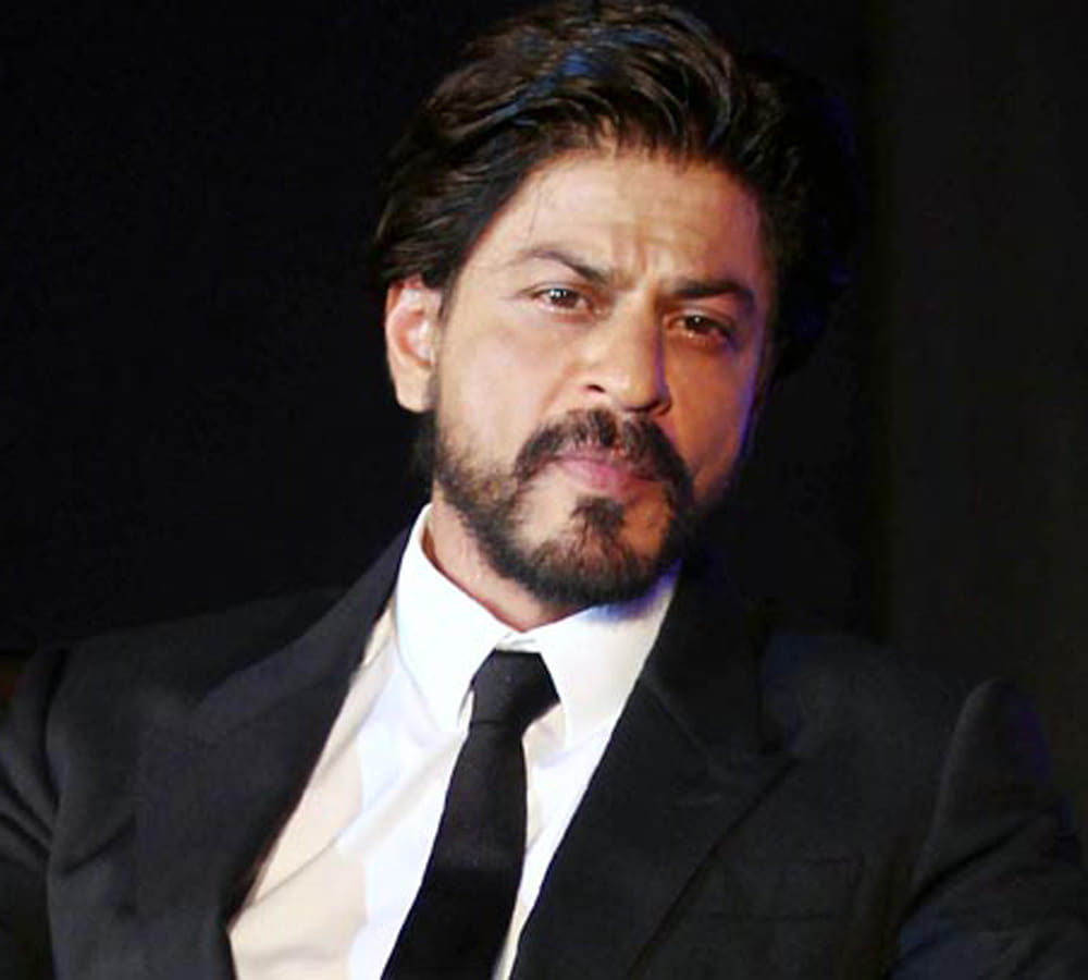 Don't dare to kiss Shah Rukh's daughter he will rip your lips off
