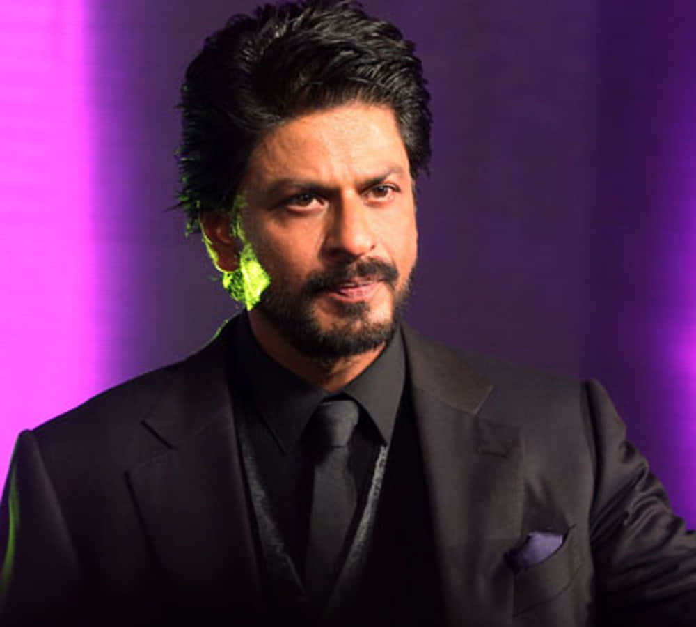 Don't dare to kiss Shah Rukh's daughter he will rip your lips off