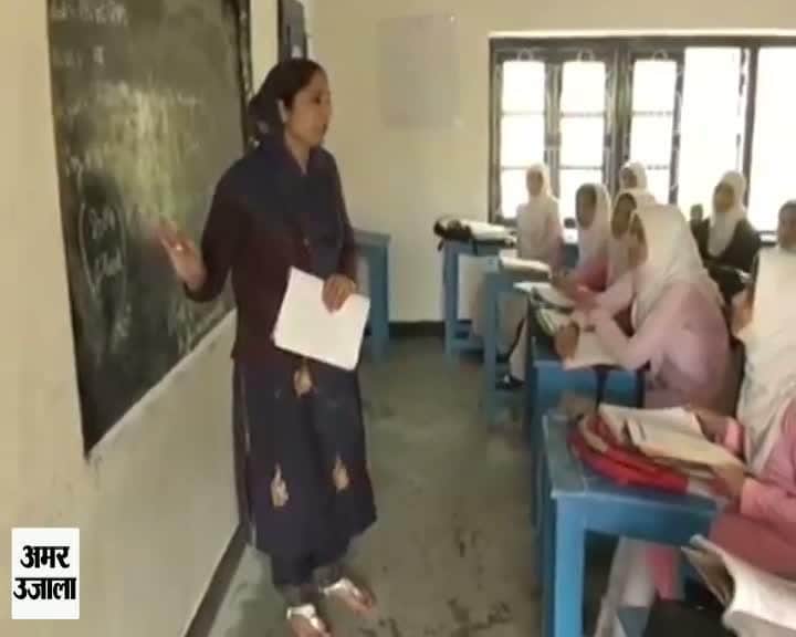 हिंसा के बीच जम्मू-कश्मीर में होंगी परीक्षाएं