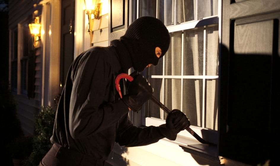 15 million goods stolen from the house
