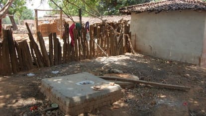 Toilets on paper, people gets award