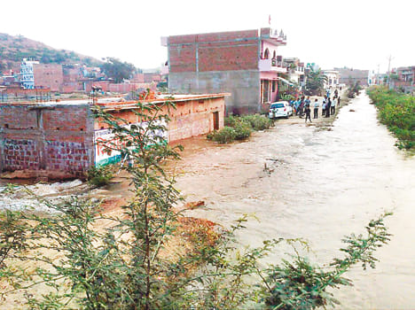 Farmers looted open water lockage