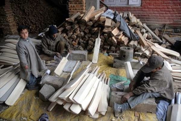 half the indian cricket team doesn't have a bat advertiser 