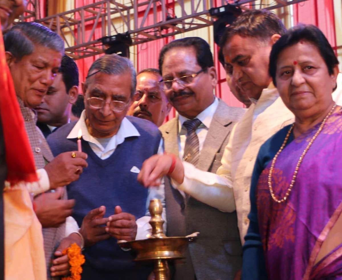 Ganga maintain hygiene movement: Rawat