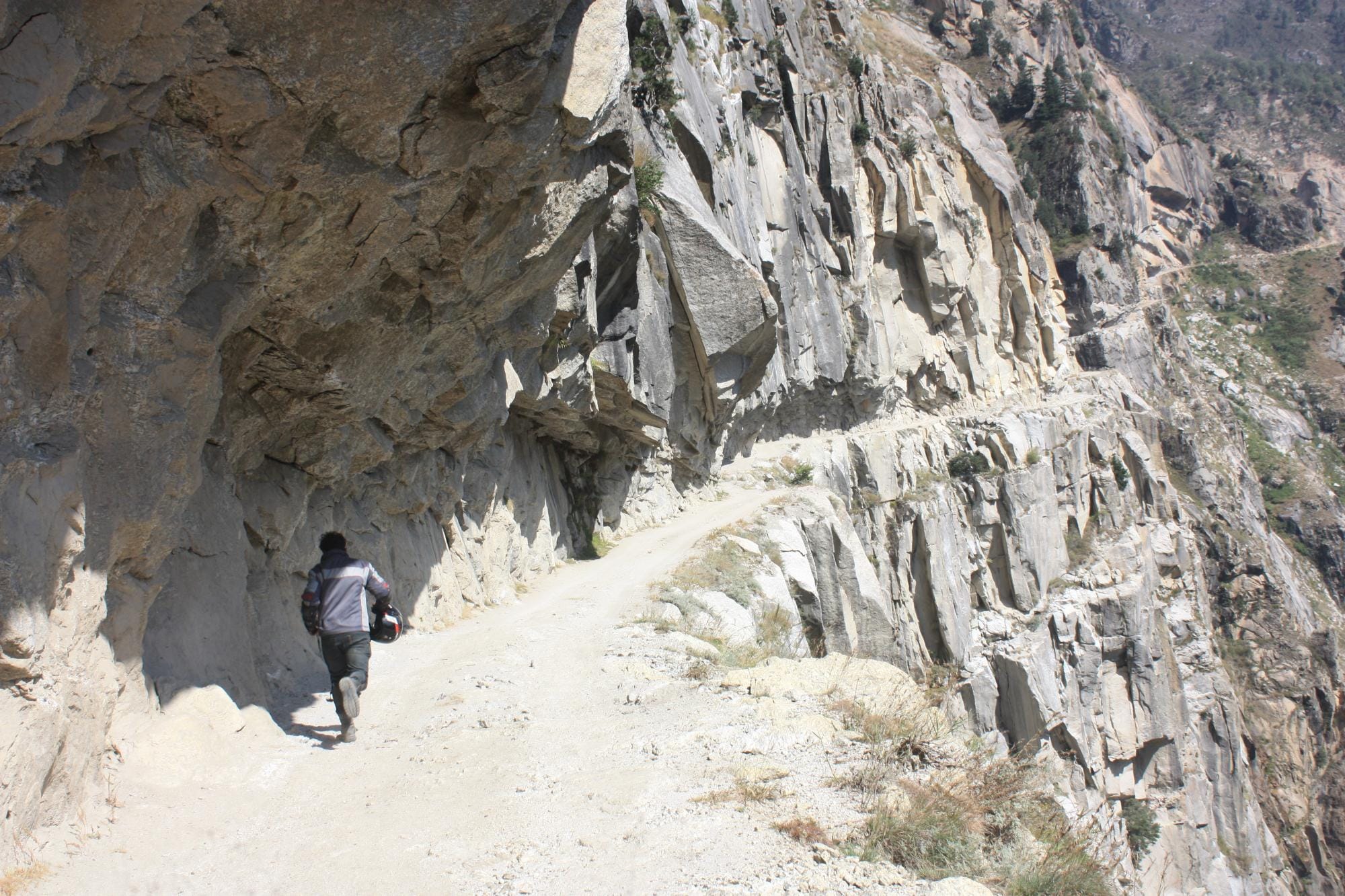world most dangerous road trip in pictures.