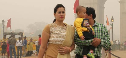 students coming with mask to schools in delhi