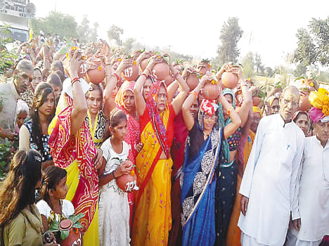  kalash  with travel starting ceremony