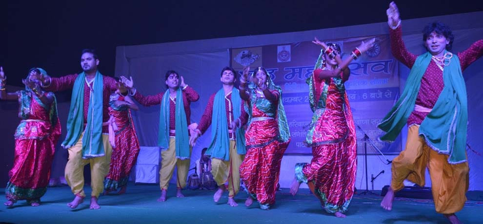 function in cyber city bihari artist performed on chat festival
