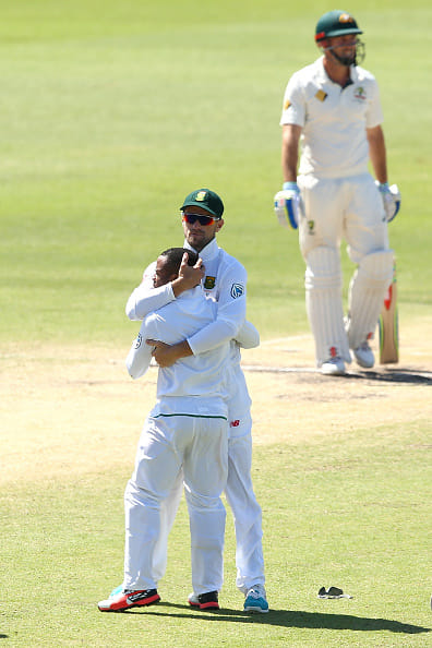 brilliant fielding by buvama surprized david warner 