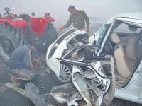 smog, struck 50 vehicles, dead woman, 70 injures