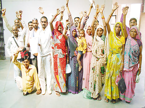 Hindu organizations took to the streets to remove the meat market