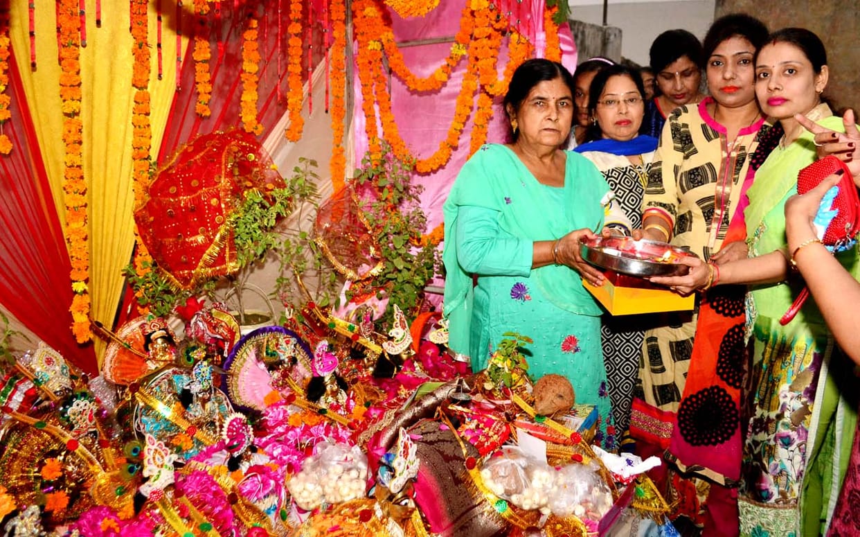 Dhoom explosively occurred Tulsi's baby shower ceremony 