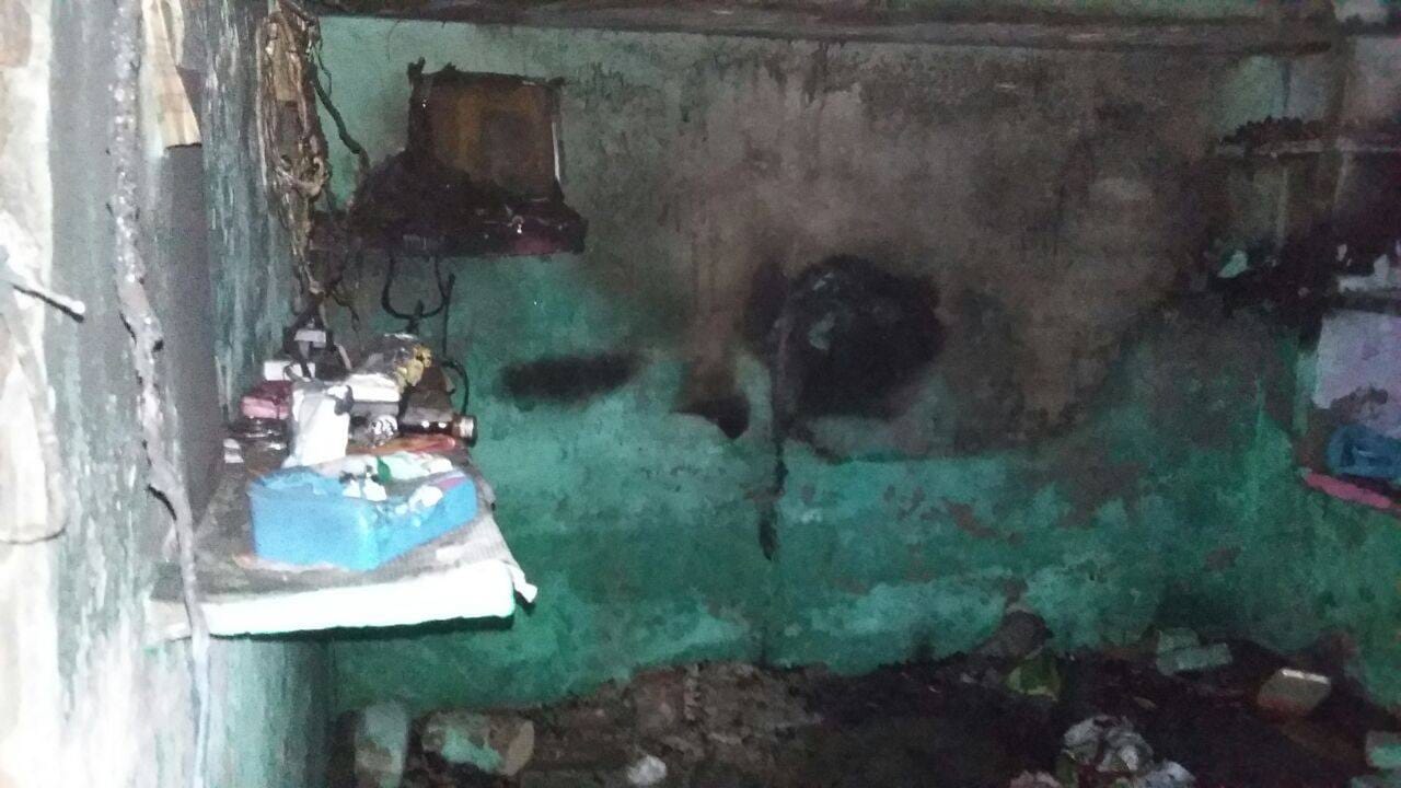 house caught fire in khanpur